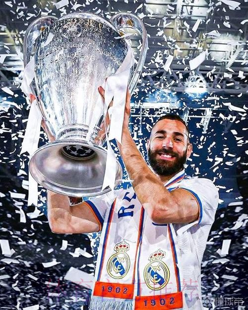 西甲-本泽马梅开二度 皇马2-1黄潜夺得西甲第34冠